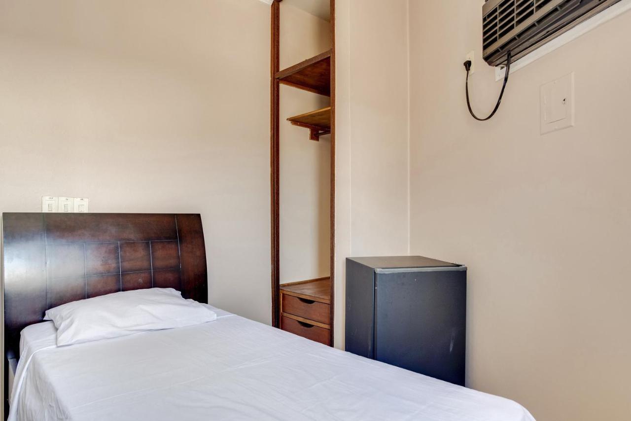 Hotel Estrela Do Vale Ипатинга Экстерьер фото